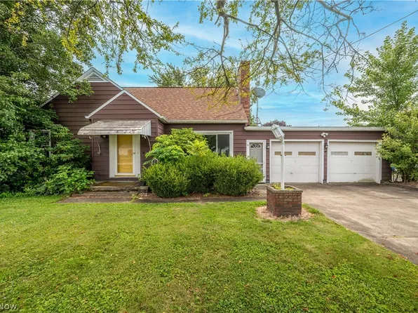 1433 Robbins Ave, Niles, OH 44446