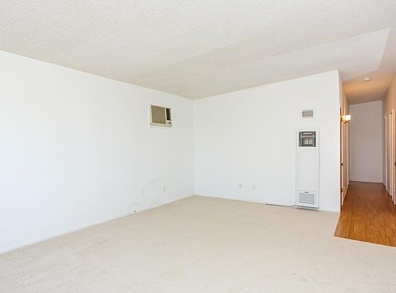 5th image of 3427 Lou St