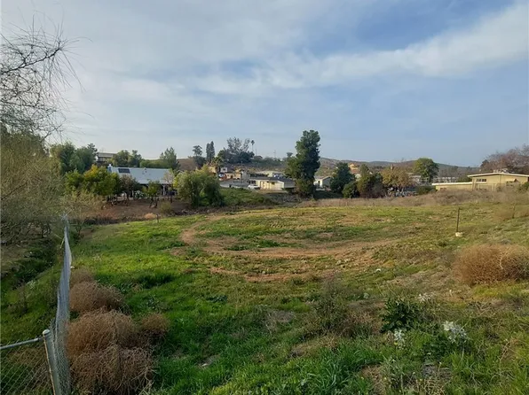 28157 East Dr #31, Quail Valley, CA 92587