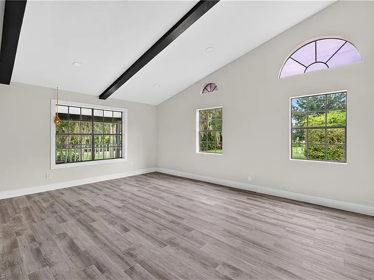 16970 Carolyn Ln — Photo 6