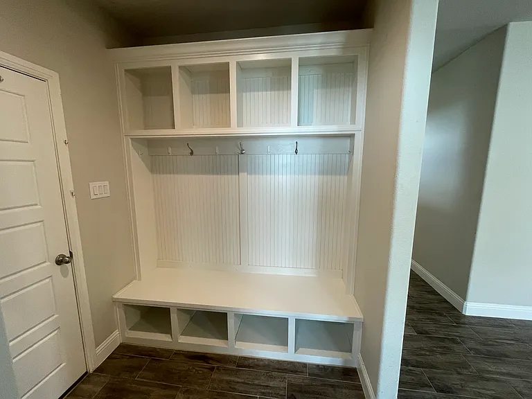 350 Carlisle Dr — Photo 26