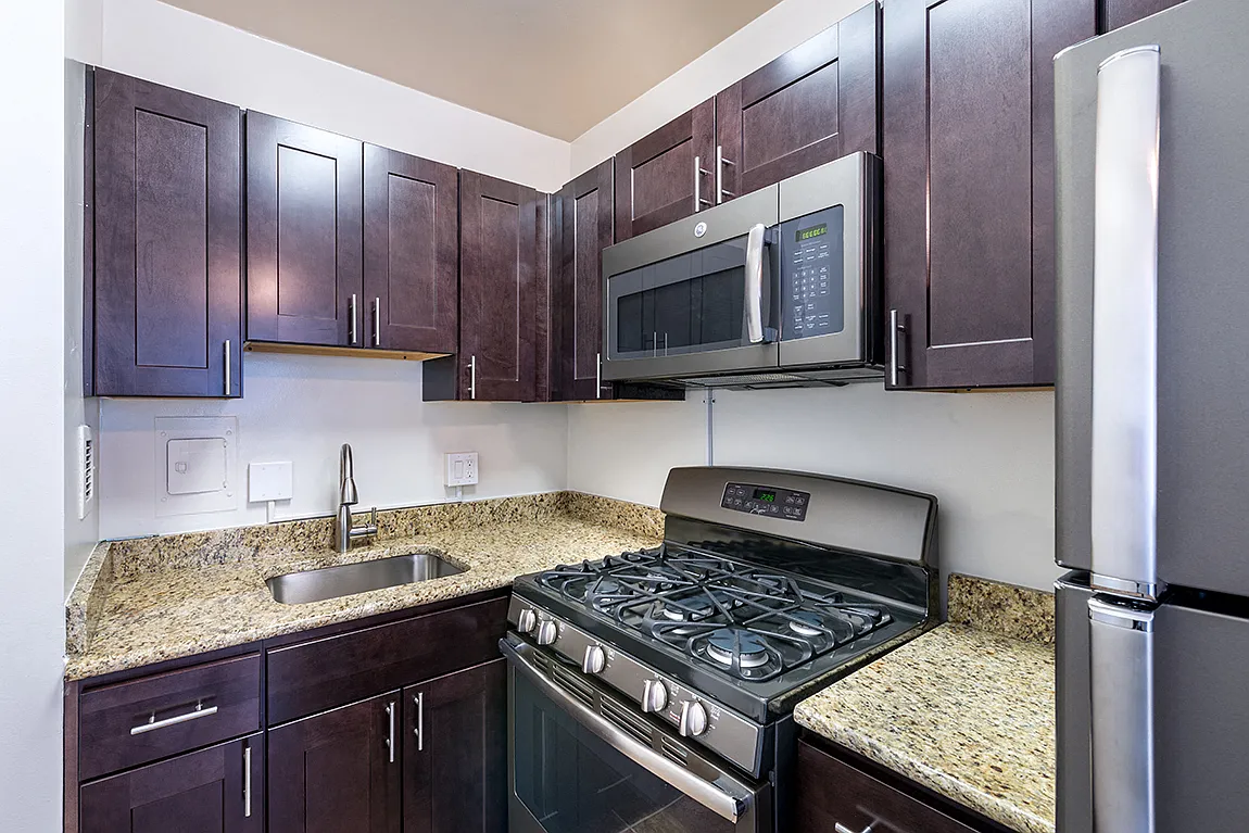 The 925 Apartments — Photo 4