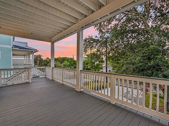 4th image of 1517 Bayou Shore Dr