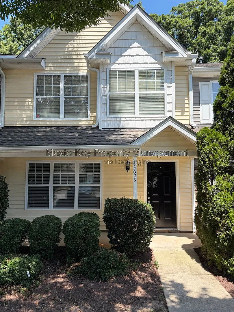 3 bed, 2.5 bath, 1328 sqft, $1,695 — Photo 1