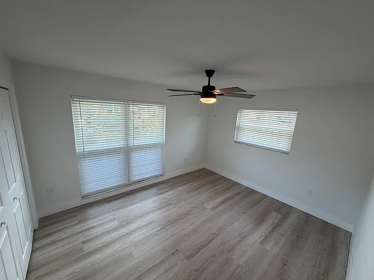 1200 Edenville Ave — Photo 17