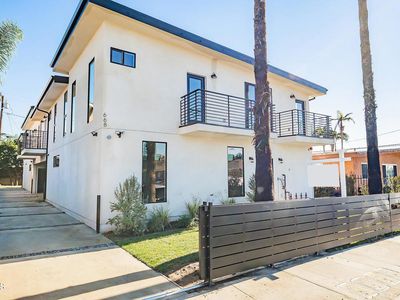 668 S Keenan Ave, Los Angeles, CA, 90022