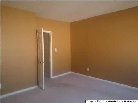 5th image of 40 Harbour Ct #40