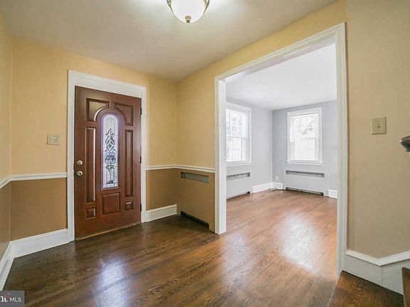 4th image of 152 Glentay Ave