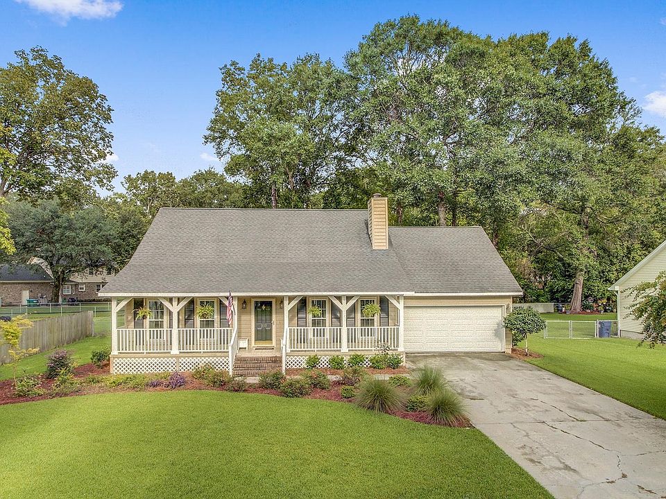 1st image of 210 Travelers Rest Blvd