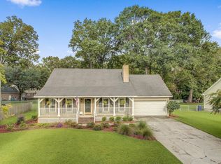 210 Travelers Rest Blvd, Summerville, SC 29485