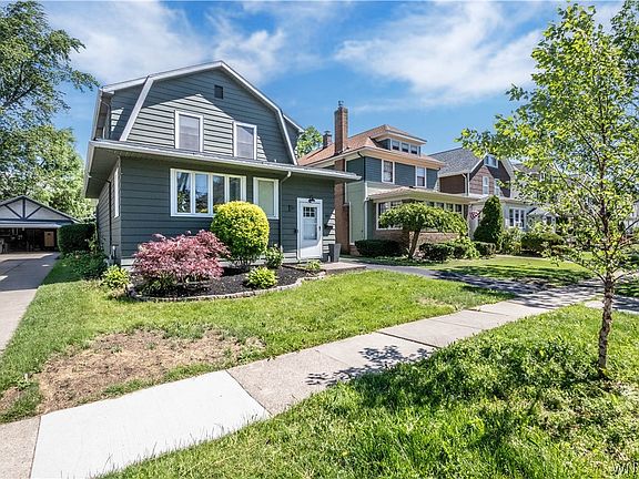 4th image of 40 McKinley Ave