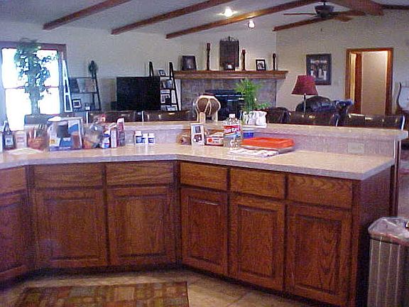 4th image of 1120 County Road 10