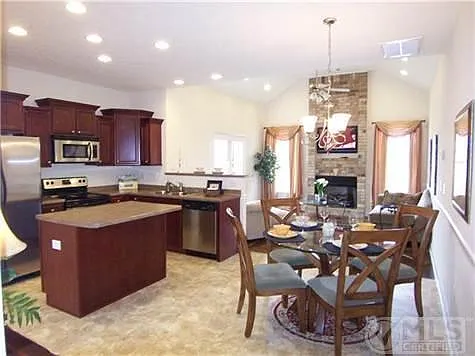 115 Sundown Dr