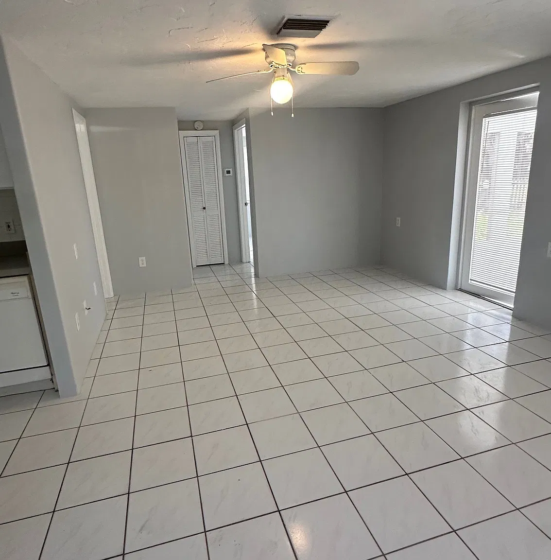 3 bed, 1114 sqft, $1,700 — Photo 1