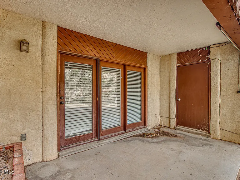 421 Irondale Dr #B — Photo 70