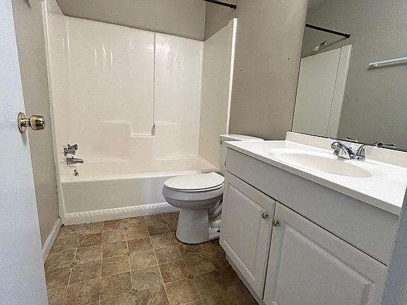 3rd image of 5059 Harley Ln #1
