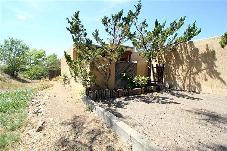 830 Live Oak Rd NE #E — Photo 23
