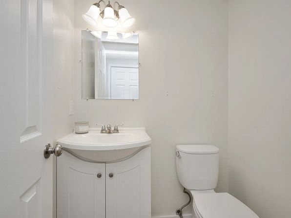 1560 Hunt Dr APT D