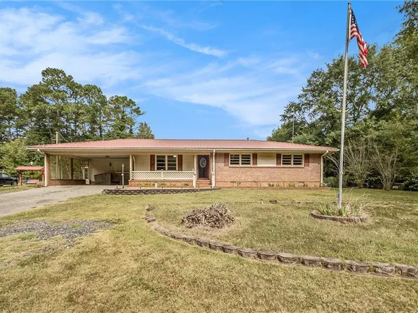 525 Virginia Ln, Hull, GA 30646