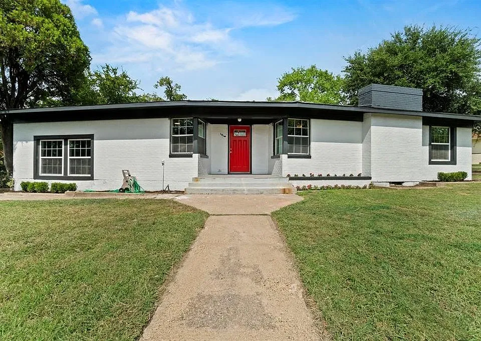 1910 Danube Dr