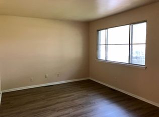 954 N Wood St, Griffith, IN 46319