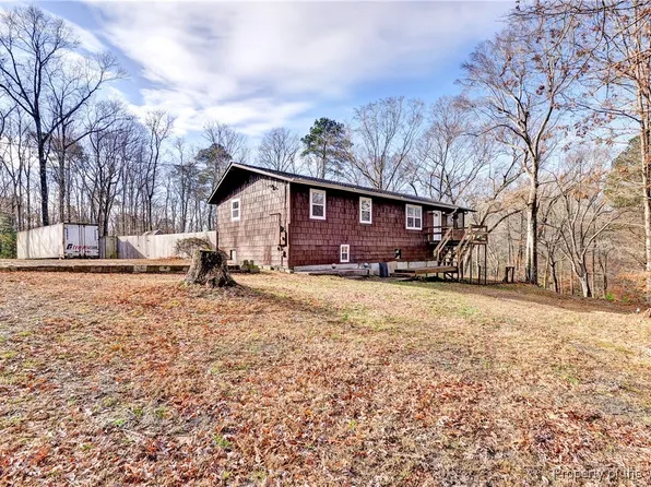 1810 Estates Dr, Lanexa, VA 23089