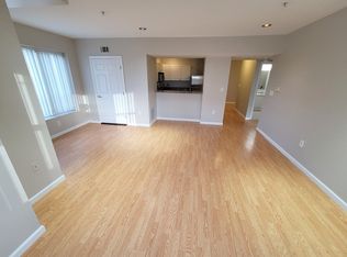 1 Cityview Ln UNIT 305, Quincy, MA 02169