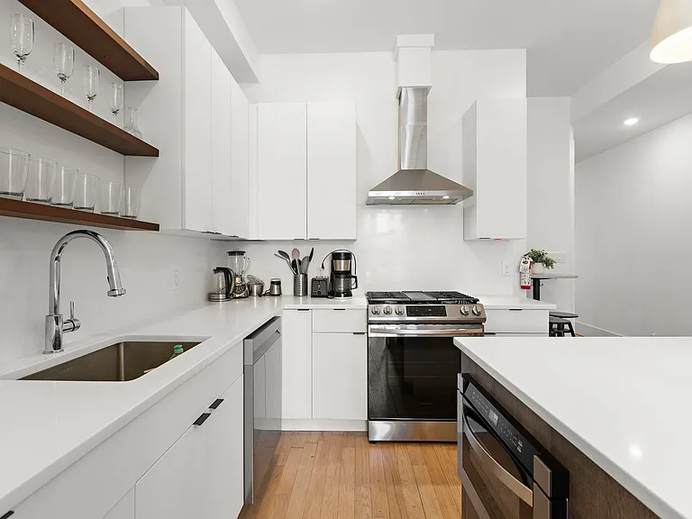 206 Fulton Ave #1 — Photo 4