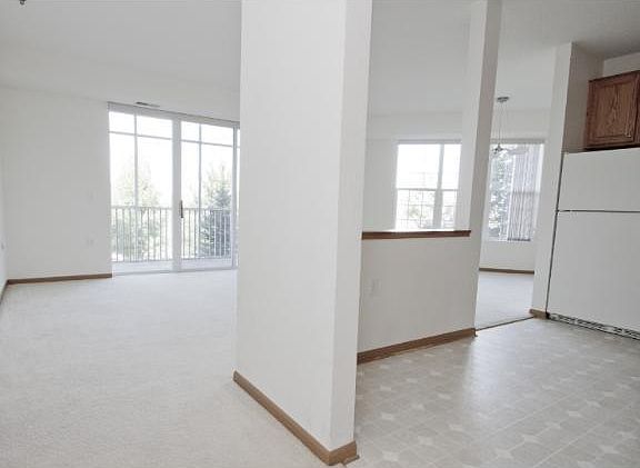 2nd image of 15001 Burnhaven Dr #117