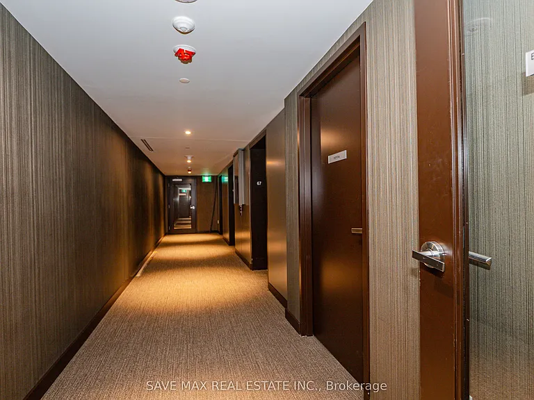 448 Burnhamthorpe Rd W #6701 — Photo 5