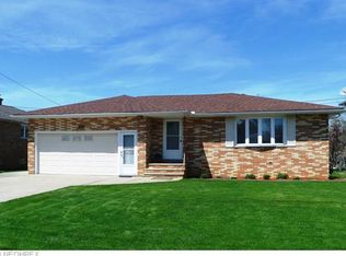 2756 Coventry Dr, Parma, OH