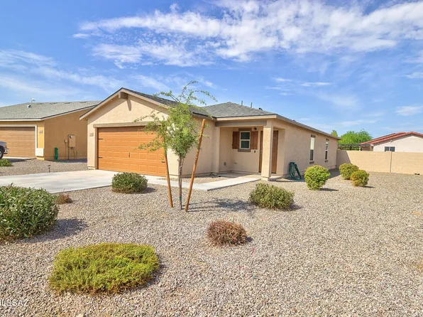 110 S Azteca Dr, Eloy, AZ 85131
