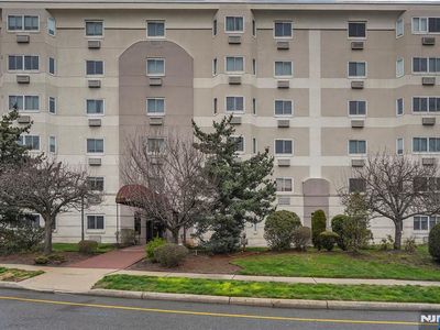 310 Lookout Ave APT 106, Hackensack, NJ, 07601