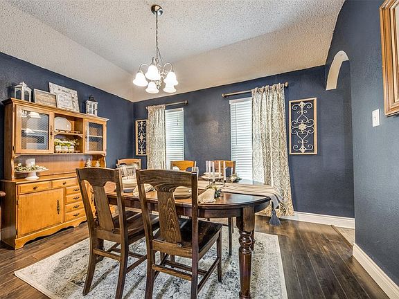 5th image of 118 Enchanted Forest Dr