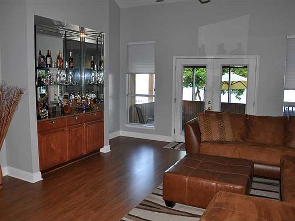 2nd image of 1431 Marina Dr
