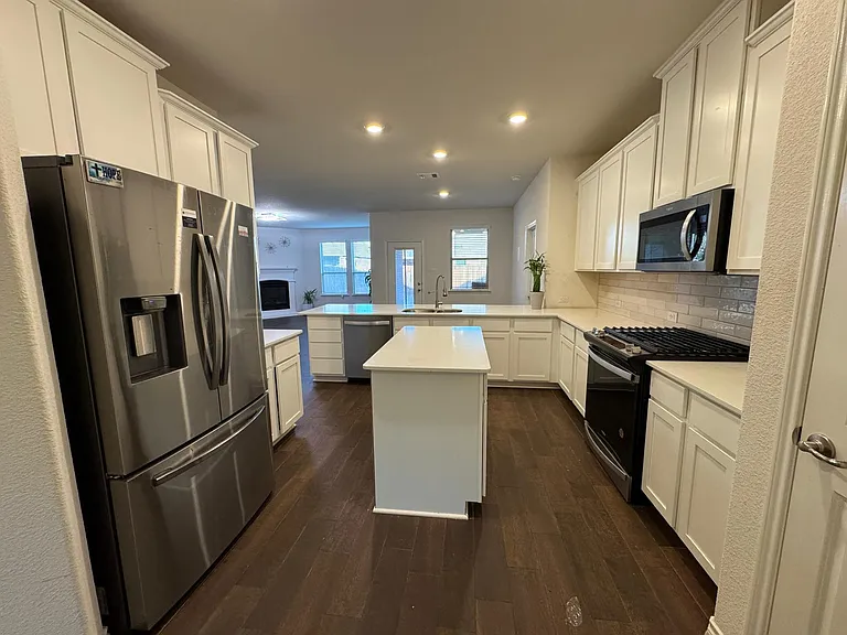 2916 Brady Starr Dr — Photo 11