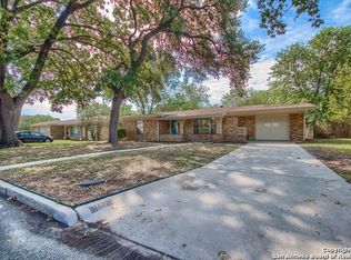 64 Ewing Pl, San Antonio, TX 78201