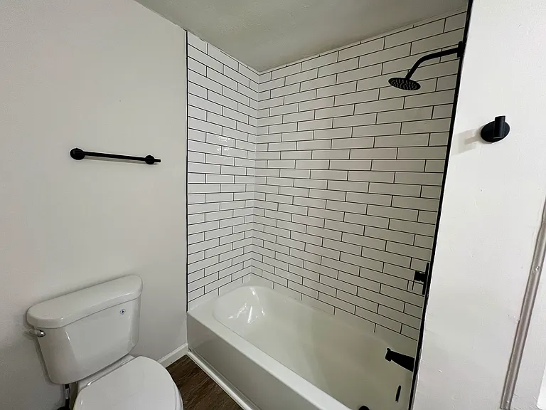 18062 Blandford Rd — Photo 18