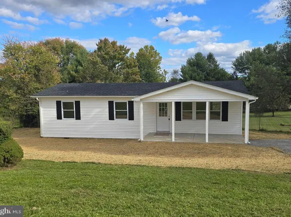 312 Cedar Dr, Kearneysville, WV 25430