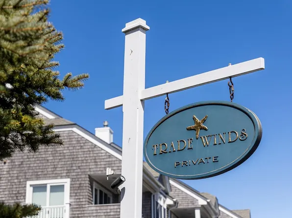 780 Craigville Beach Rd, Barnstable, MA 02630