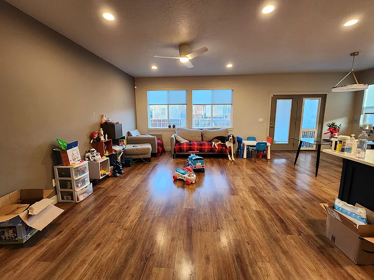 361 E Baird Cir — Photo 8