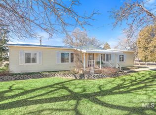 18523 Fargo Rd, Wilder, ID 83676