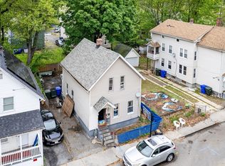 42 Queen St, Springfield, MA 01109