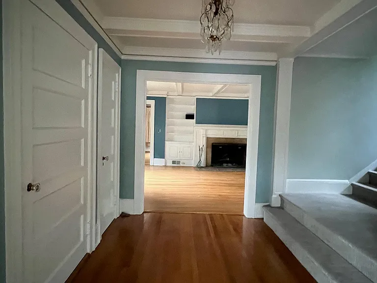 246 Beechmont Dr — Photo 14