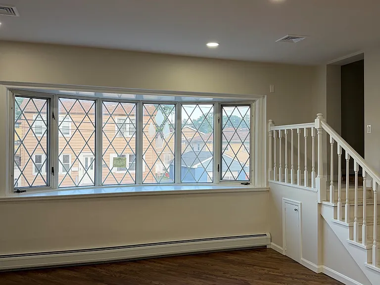 501 Taylor Ave #2 — Photo 15