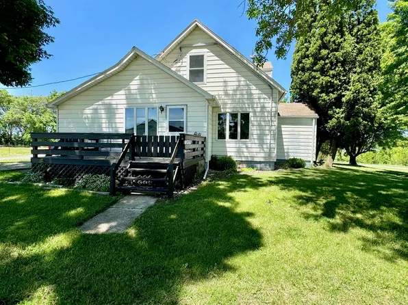 2819 390th Ave, Graettinger, IA 51342