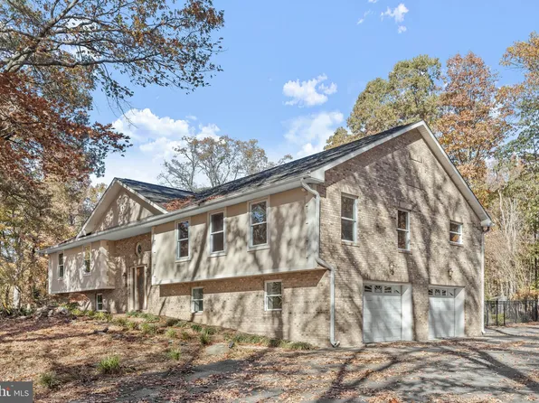 1700 Bayside Beach Rd, Pasadena, MD 21122