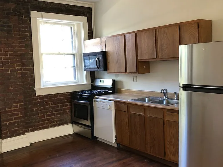 1382 S. First St — Photo 24