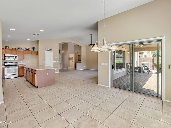 3rd image of 38333 N CAROLINA Avenue