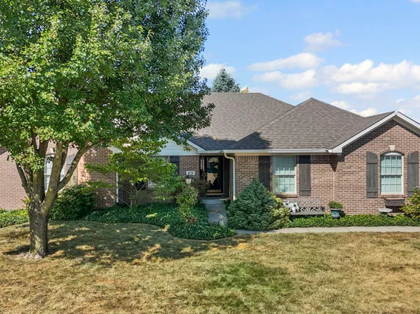 678 Harvest Ridge Dr, Avon, IN 46123